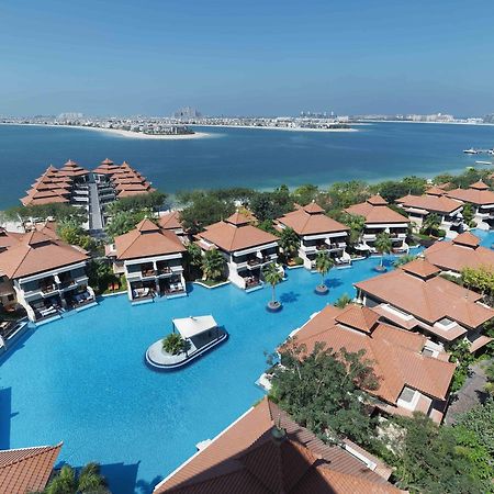 Anantara The Palm Dubai Resort Exterior photo Aerial view of the resort